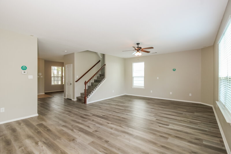 0/Mo, 9916 Boston Harbor Dr Providence Village, TX 76227 Living Room View