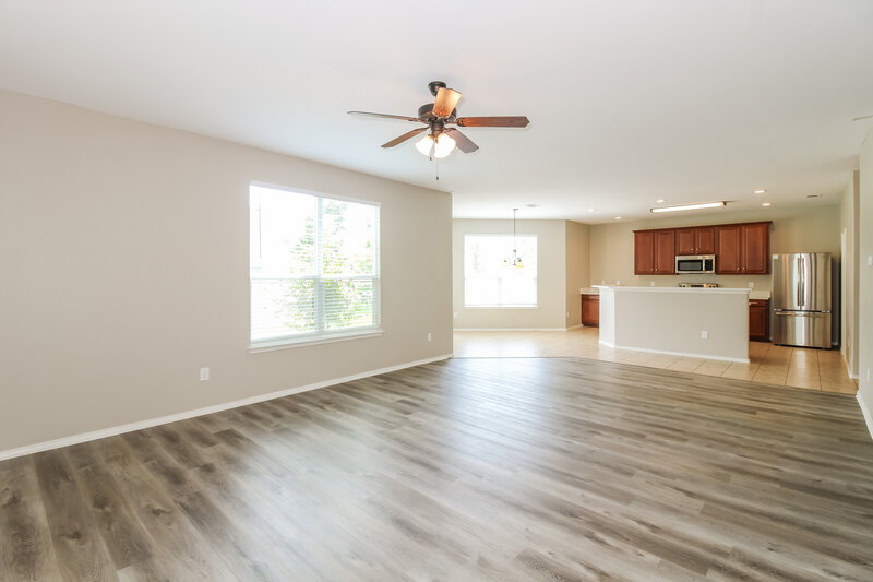 0/Mo, 9916 Boston Harbor Dr Providence Village, TX 76227 Living Room View 2