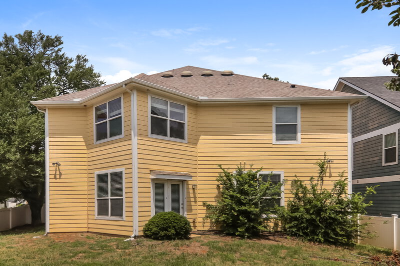 2,260/Mo, 9916 Boston Harbor Dr Providence Village, TX 76227 Rear View