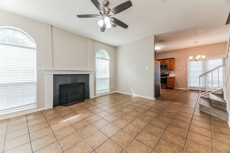 2,405/Mo, 1505 Collin Dr Allen, TX 75002 Living Room View