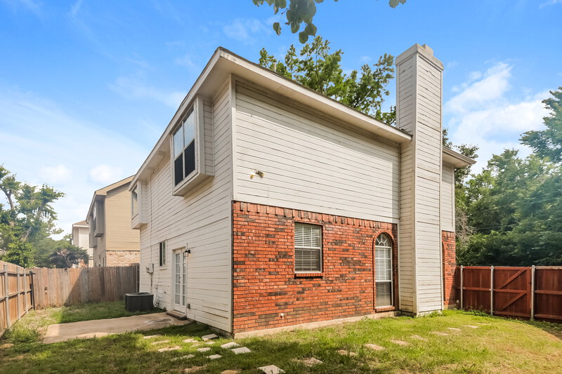 2,405/Mo, 1505 Collin Dr Allen, TX 75002 Rear View