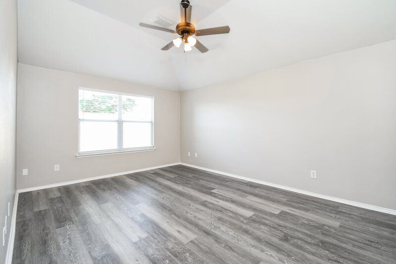 2,005/Mo, 1007 Stockton Dr Burleson, TX 76028 Main Bedroom View