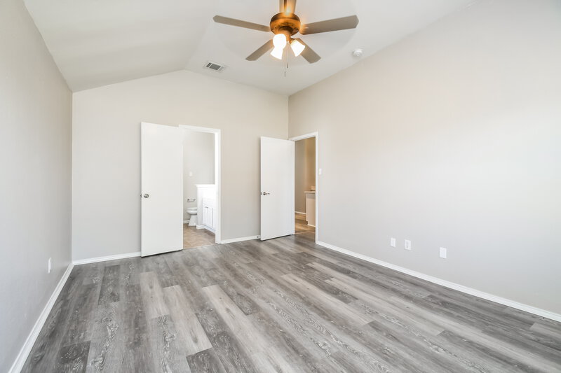 2,005/Mo, 1007 Stockton Dr Burleson, TX 76028 Main Bedroom View 2