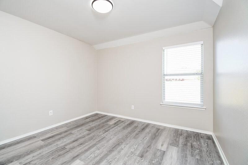 2,005/Mo, 1007 Stockton Dr Burleson, TX 76028 Bedroom View 3