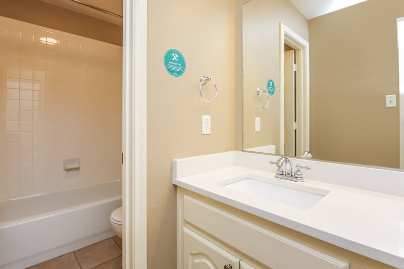 2,605/Mo, 6656 Cascade Canyon Trail Fort Worth, TX 76179 Bathroom View