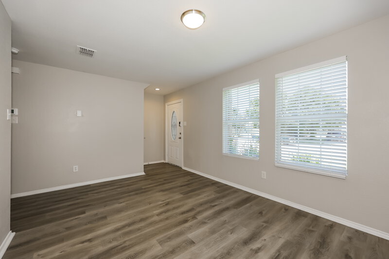 2,500/Mo, 1137 Browntop St Crowley, TX 76036 Living Room View