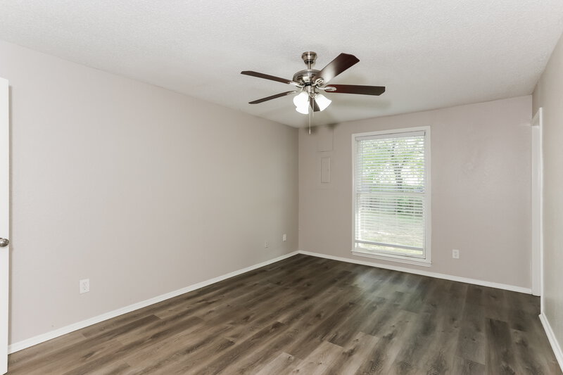 2,030/Mo, 3807 Kippers Ct Arlington, TX 76016 Main Bedroom View