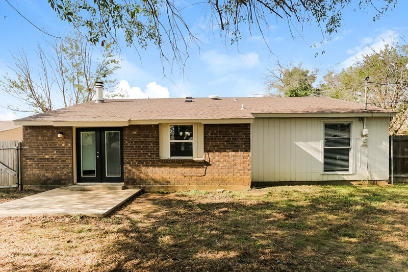 2,030/Mo, 3807 Kippers Ct Arlington, TX 76016 Rear View 2
