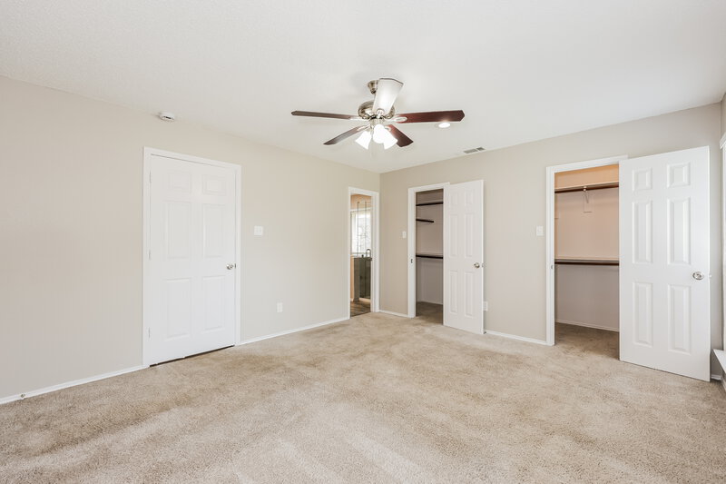 2,635/Mo, 1402 Samuel St Cedar Hill, TX 75104 Main Bedroom View