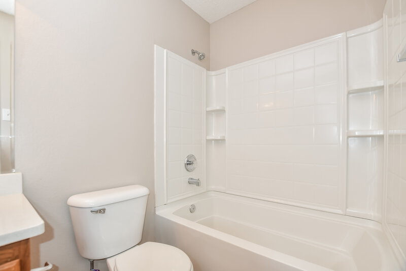 2,190/Mo, 1229 Junction Run Mesquite, TX 75181 Bathroom View