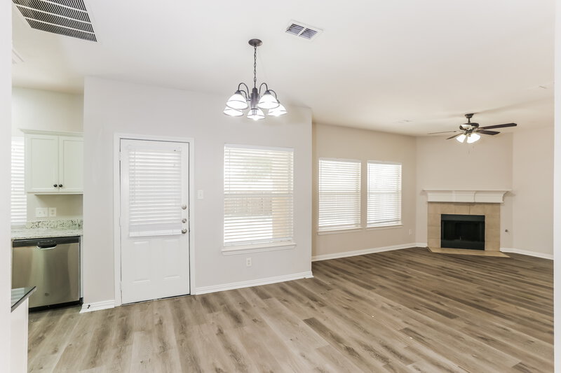 2,125/Mo, 1109 Hillwood Dr Fort Worth, TX 76179 Dining Room View