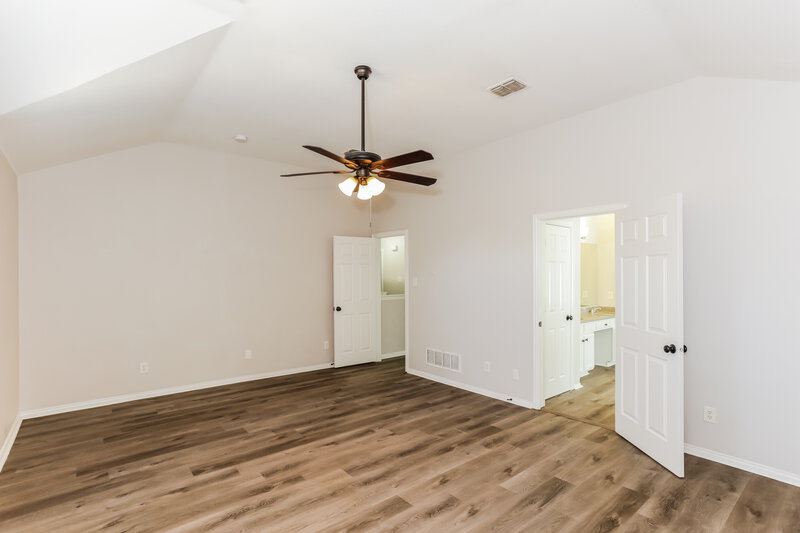 2,125/Mo, 1109 Hillwood Dr Fort Worth, TX 76179 Main Bedroom View 2