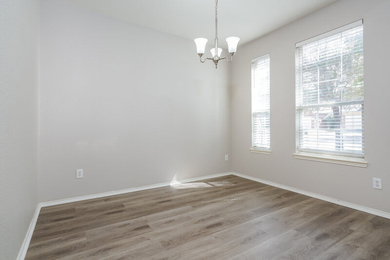 2,600/Mo, 4853 Carrotwood Dr Fort Worth, TX 76244 Dining Room View