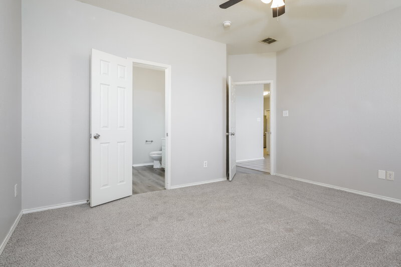 2,600/Mo, 4853 Carrotwood Dr Fort Worth, TX 76244 Main Bedroom View