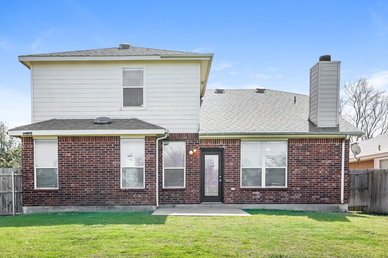 2,600/Mo, 4853 Carrotwood Dr Fort Worth, TX 76244 Rear View