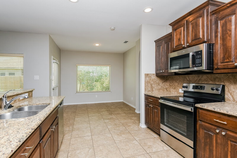 2,415/Mo, 517 Delgany Trail Haslet, TX 76052 Kitchen View 2