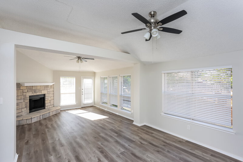 1,760/Mo, 4000 Tulip Tree Dr Fort Worth, TX 76137 Dining Room View