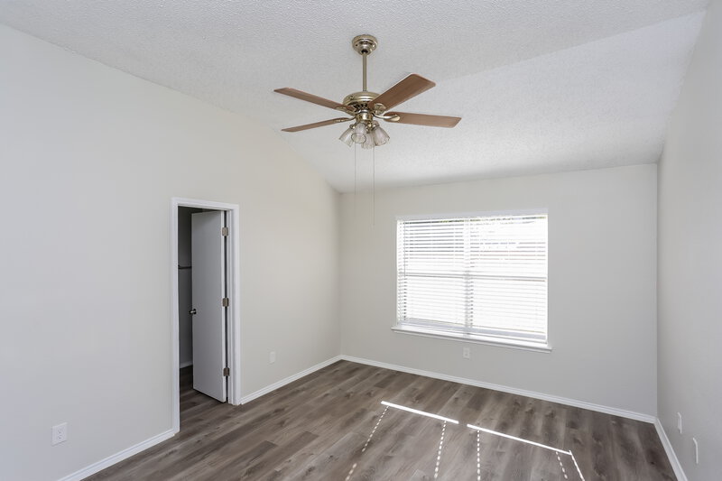 1,760/Mo, 4000 Tulip Tree Dr Fort Worth, TX 76137 Main Bedroom View