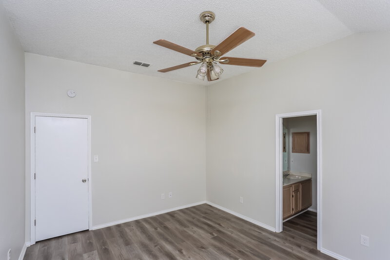 1,760/Mo, 4000 Tulip Tree Dr Fort Worth, TX 76137 Main Bedroom View 2