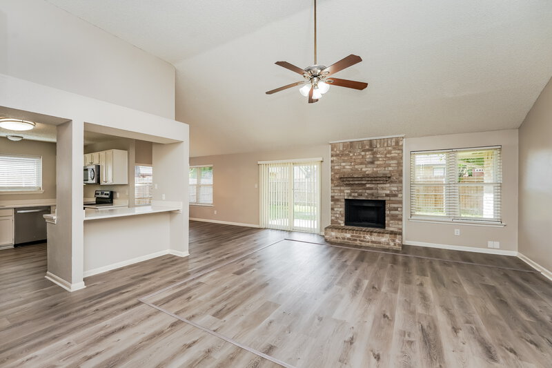 2,535/Mo, 2677 Steppington St Grand Prairie, TX 75052 Living Room View