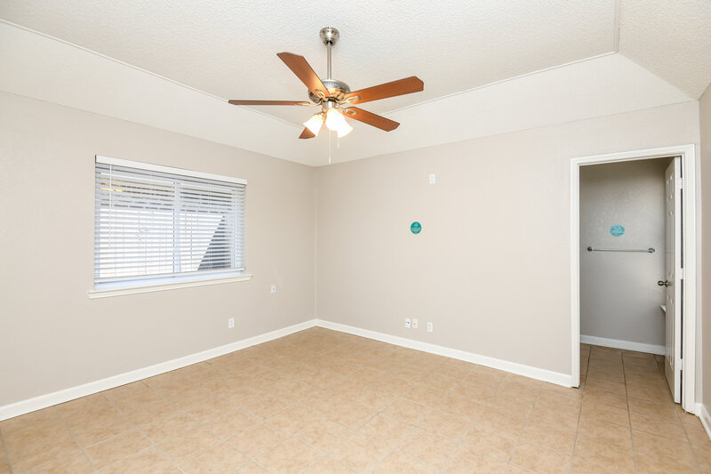 2,090/Mo, 213 N Flaxseed Ln Fort Worth, TX 76108 Main Bedroom View