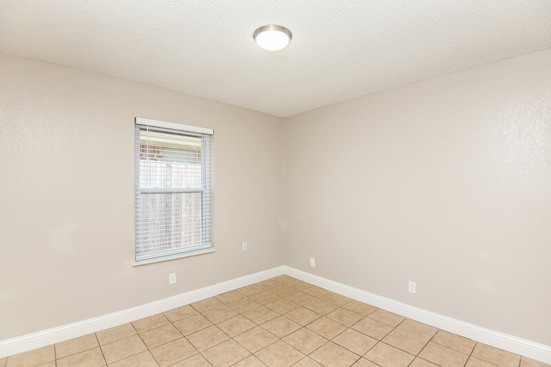 2,090/Mo, 213 N Flaxseed Ln Fort Worth, TX 76108 Bedroom View