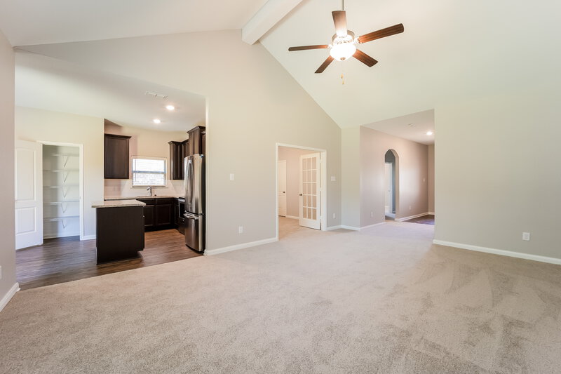 1,940/Mo, 2916 Parker Rd Anna, TX 75409 Living Room View 2