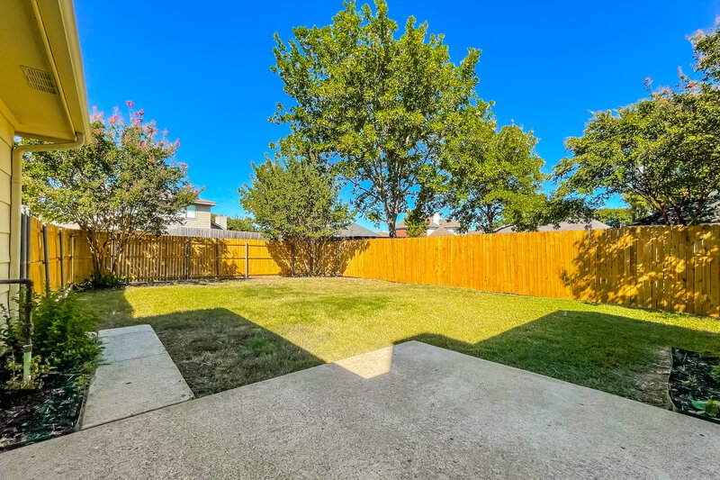2,285/Mo, 7813 Munich Dr Rowlett, TX 75089 Rear View 2
