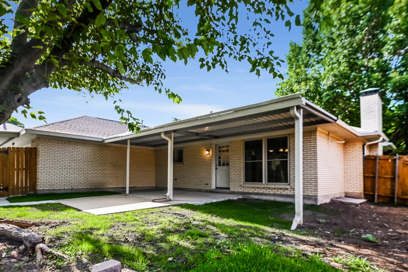 2,590/Mo, 708 Village Green Dr Rockwall, TX 75087 Rear View