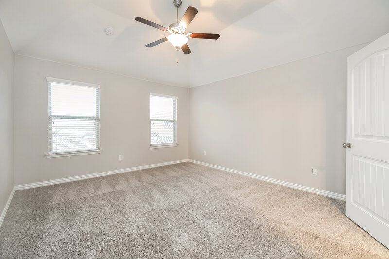 2,615/Mo, 817 Skytop Dr Fort Worth, TX 76052 Main Bedroom View