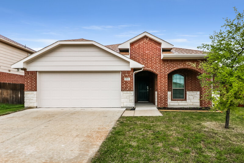 2,610/Mo, 2816 Mesquite Rd Fort Worth, TX 76111 External View