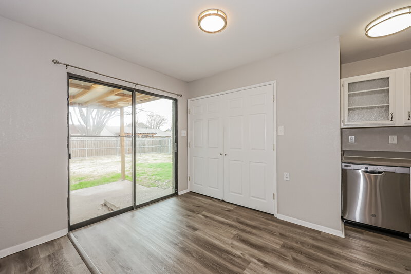 1,745/Mo, 514 Woodcrest Way Forney, TX 75126 Dining Room View