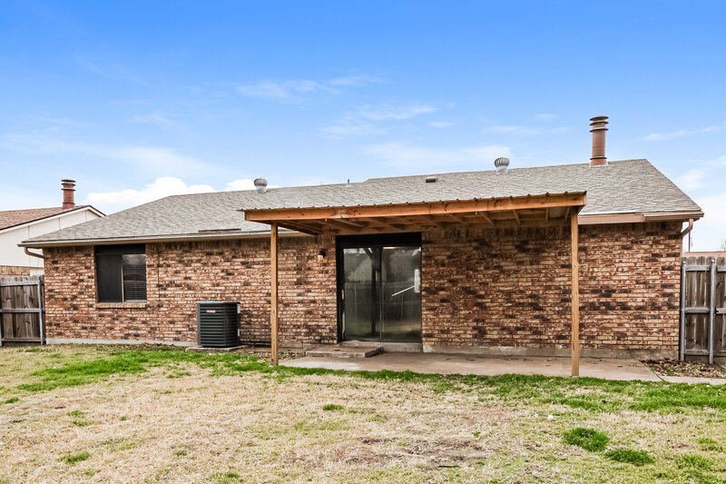 1,745/Mo, 514 Woodcrest Way Forney, TX 75126 Rear View