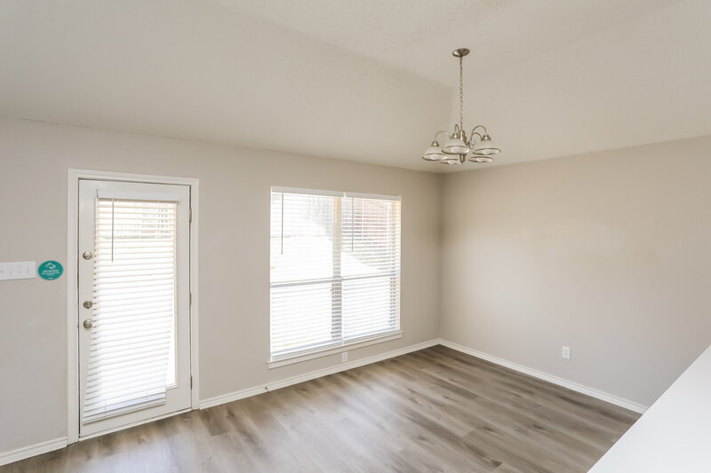 2,555/Mo, 6005 Blue Mesa Dr Arlington, TX 76017 Dining Room View