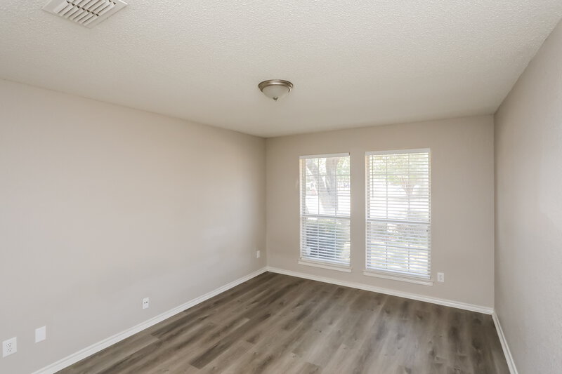 2,555/Mo, 6005 Blue Mesa Dr Arlington, TX 76017 Bedroom View