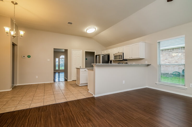 2,225/Mo, 904 Nancy Dr Royse City, TX 75189 Living Room View