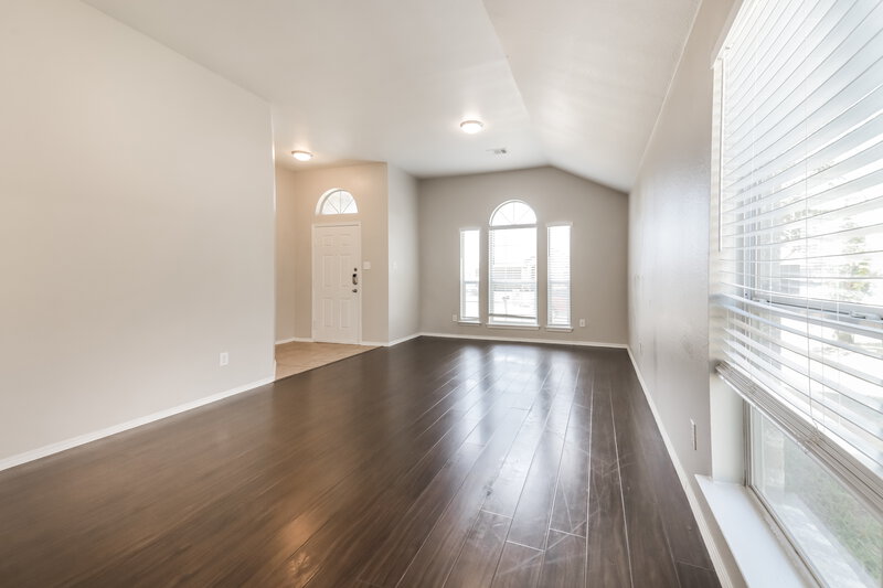 1,790/Mo, 904 Nancy Dr Royse City, TX 75189 Living Room View 2
