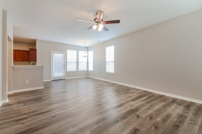 0/Mo, 10345 Nantucket Dr Providence Village, TX 76227 Living Room View