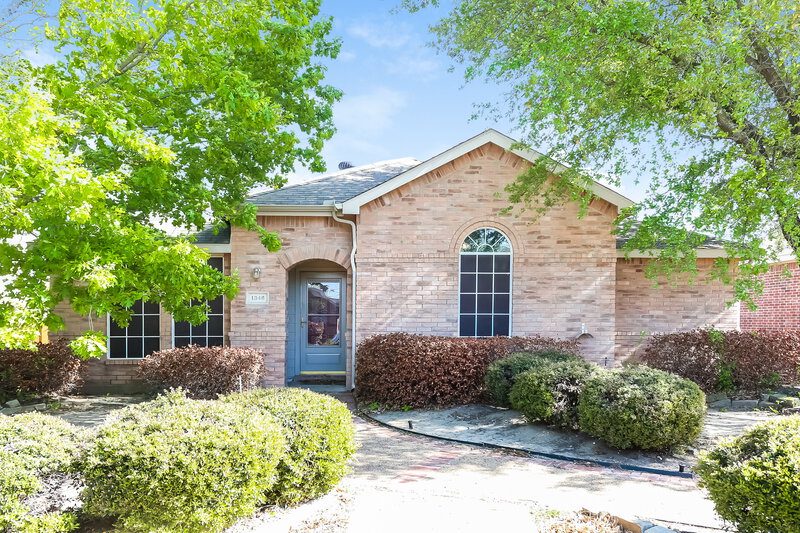 2,350/Mo, 1346 Vermont Ave Lancaster, TX 75134 External View