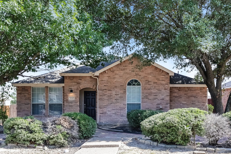 2,240/Mo, 1346 Vermont Ave Lancaster, TX 75134 External View