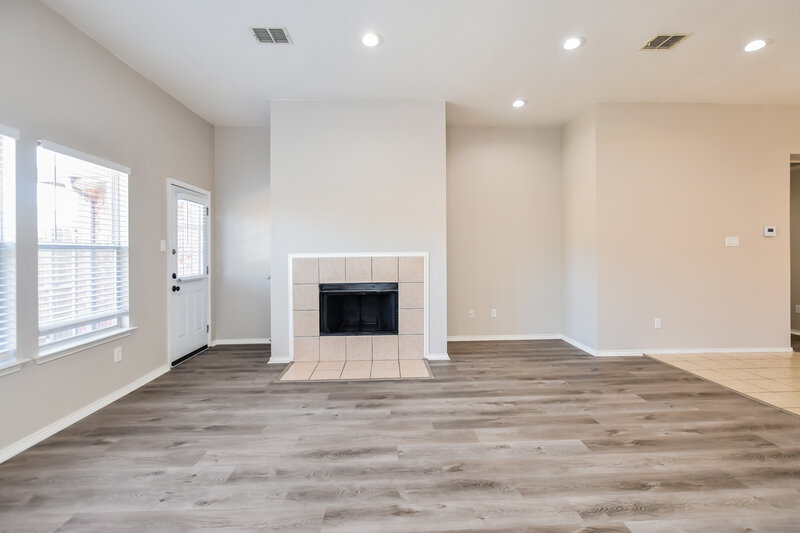 2,260/Mo, 2700 Hillside Dr Wylie, TX 75098 Living Room View