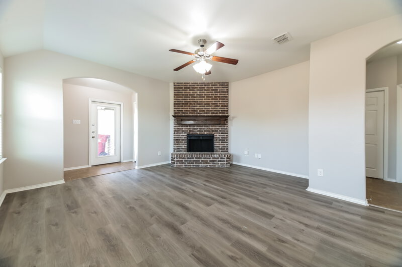 1,830/Mo, 1513 Applegate Way Royse City, TX 75189 Living Room View 2