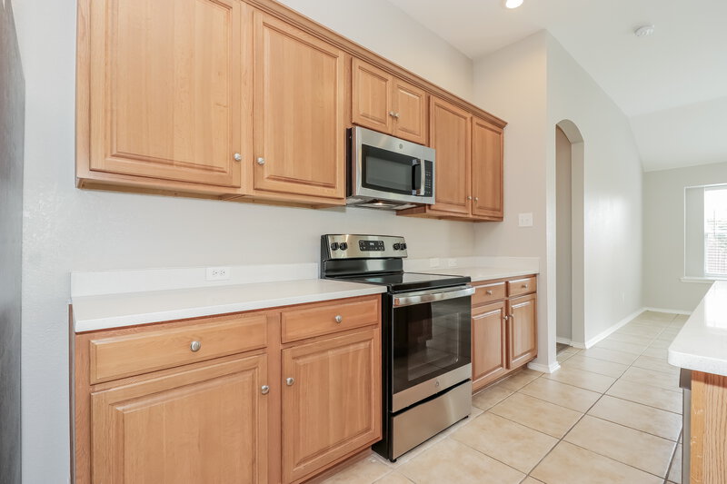 2,270/Mo, 408 Waterline Dr Crowley, TX 76036 Kitchen View