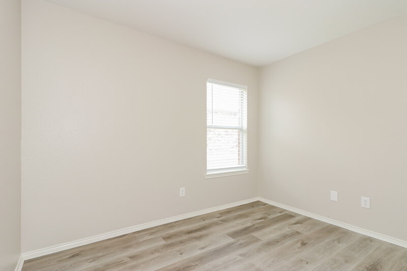 2,270/Mo, 408 Waterline Dr Crowley, TX 76036 Bedroom View 2