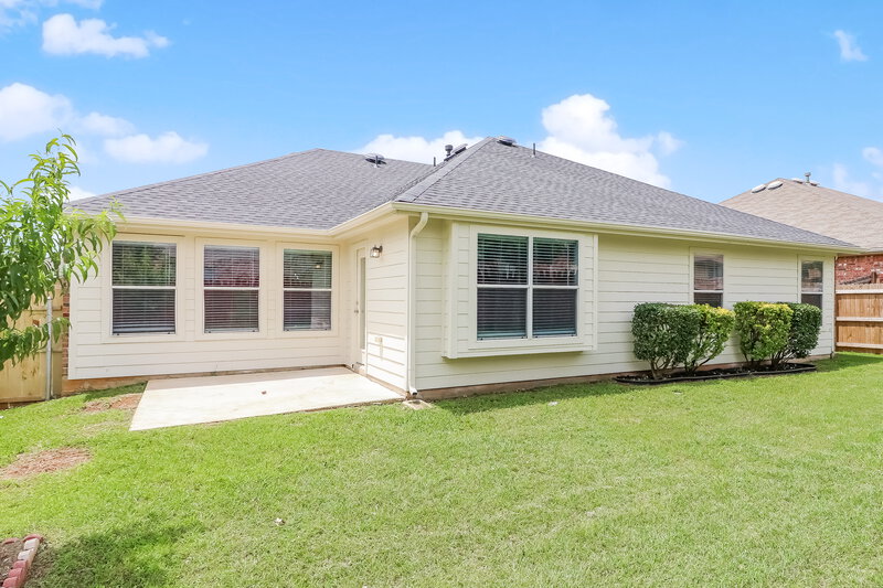 2,270/Mo, 408 Waterline Dr Crowley, TX 76036 Rear View