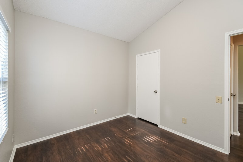 2,245/Mo, 949 Danforth Pl Arlington, TX 76017 Bedroom View 2
