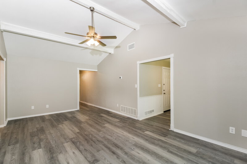 2,190/Mo, 416 Bart St Keller, TX 76248 Living Room View