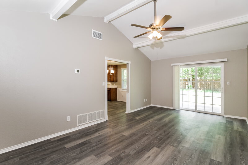 2,190/Mo, 416 Bart St Keller, TX 76248 Living Room View 2