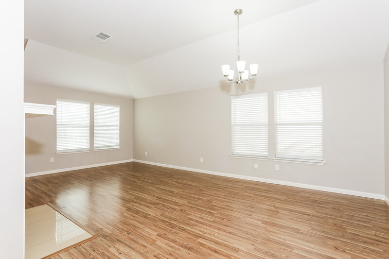 1,910/Mo, 327 Tioga Dr Arlington, TX 76002 Dining Room View