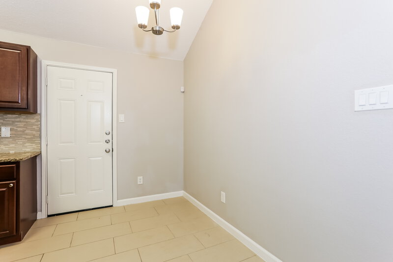 1,910/Mo, 327 Tioga Dr Arlington, TX 76002 Breakfast Nook View